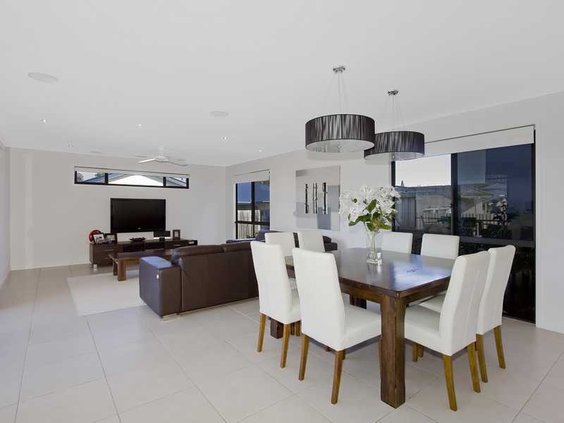 6a Hart Court, Ocean Shores NSW 2483