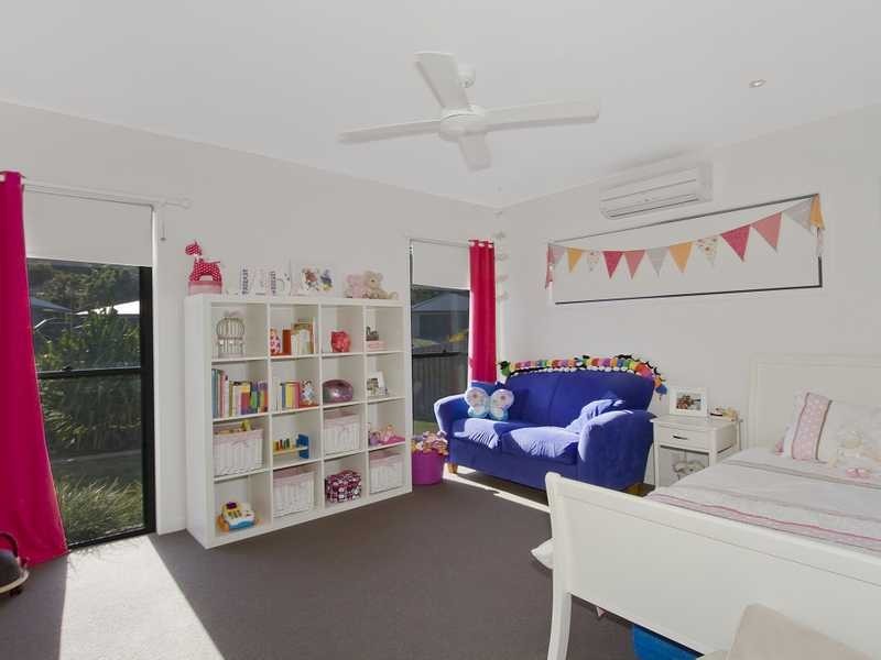 6a Hart Court, Ocean Shores NSW 2483