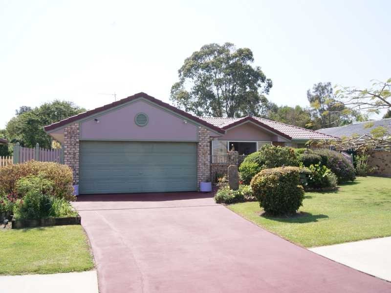 31 Kallaroo Circuit, Ocean Shores NSW 2483