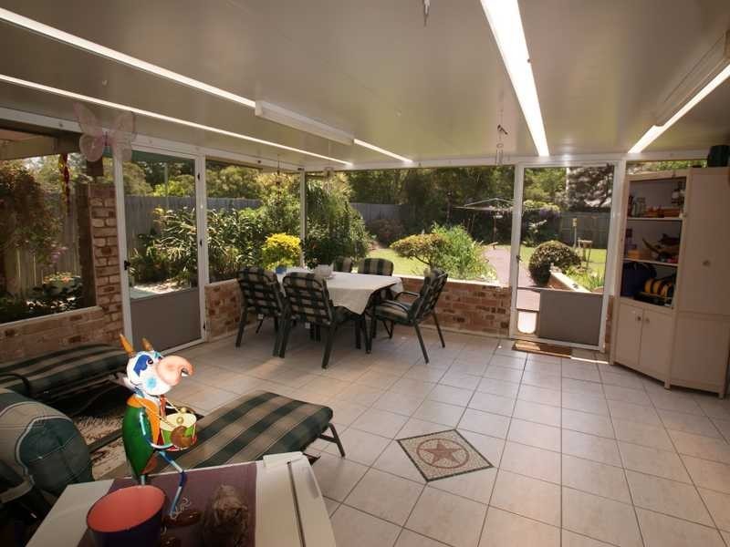 31 Kallaroo Circuit, Ocean Shores NSW 2483