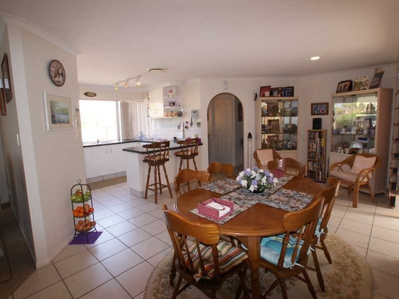 31 Kallaroo Circuit, Ocean Shores NSW 2483