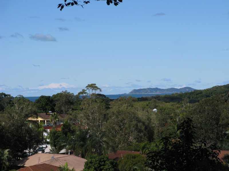 6 Kumbellin Glen, Ocean Shores NSW 2483