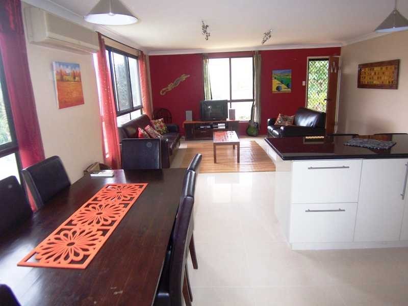 6 Kumbellin Glen, Ocean Shores NSW 2483