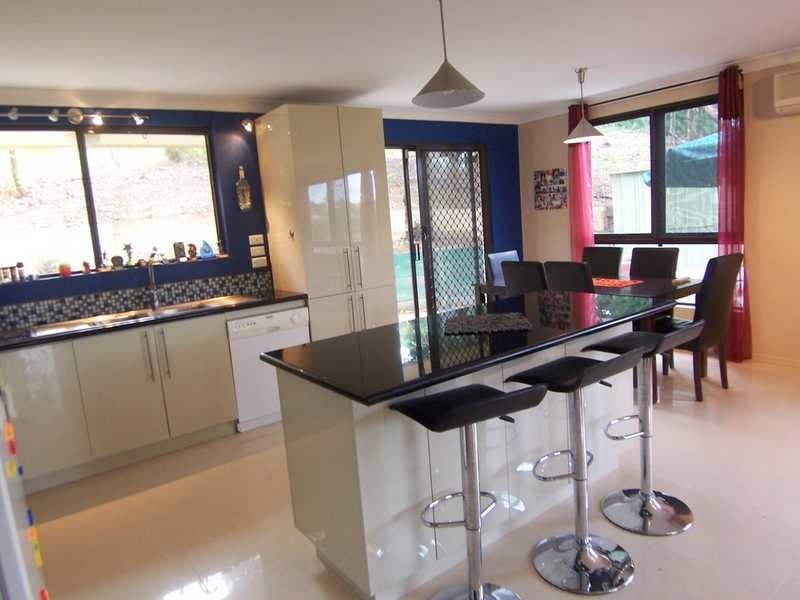 6 Kumbellin Glen, Ocean Shores NSW 2483