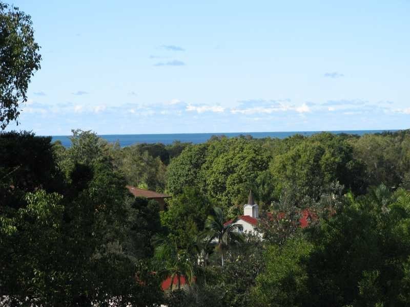 6 Kumbellin Glen, Ocean Shores NSW 2483