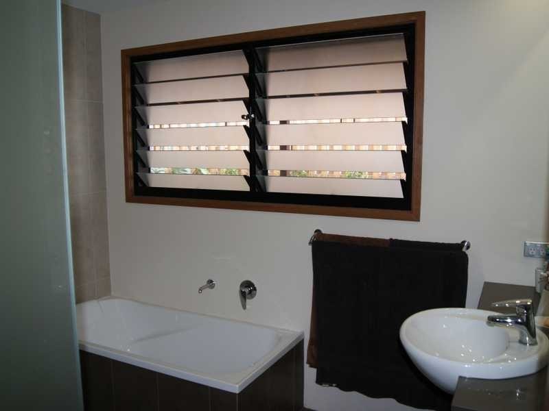 7 Shara Boulevard, Ocean Shores NSW 2483