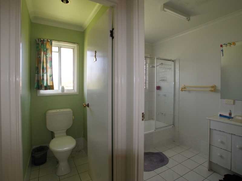 20 Gilba Avenue, Ocean Shores NSW 2483