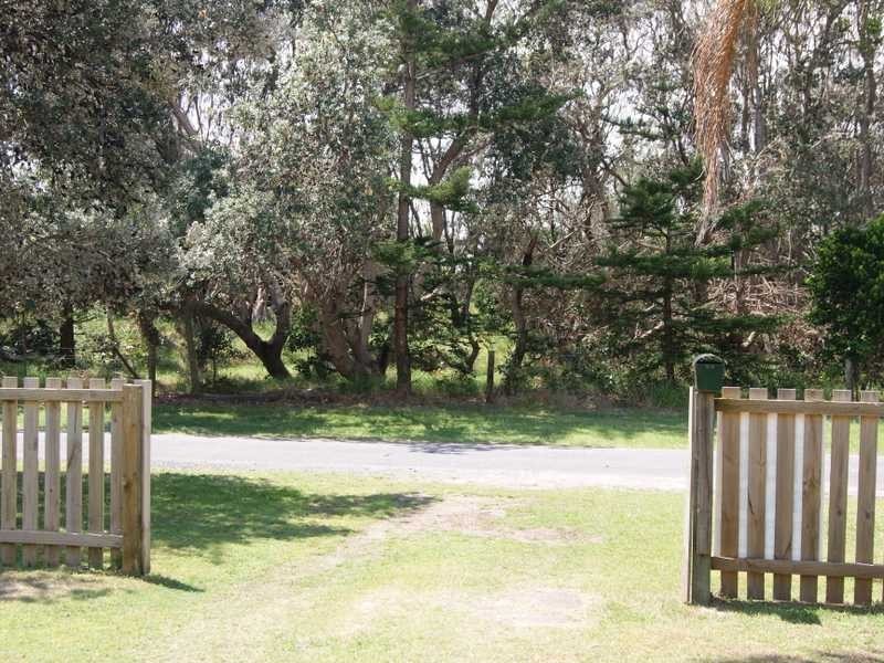 14 Pacific Esplanade, South Golden Beach NSW 2483