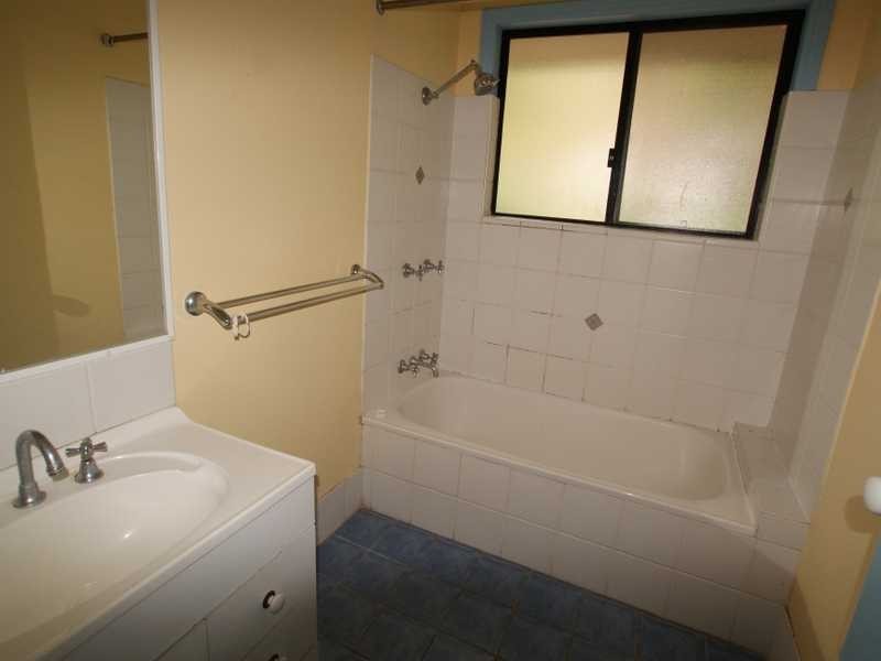 2A Gin Gin Crescent, Ocean Shores NSW 2483