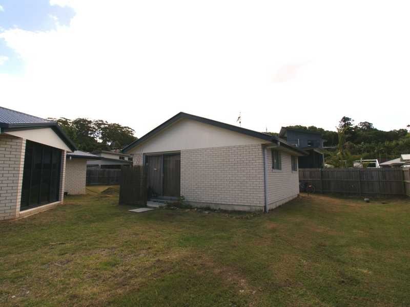 118 Shara Boulevard, Ocean Shores NSW 2483