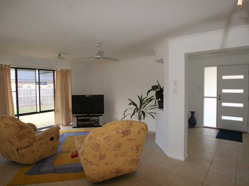 118 Shara Boulevard, Ocean Shores NSW 2483