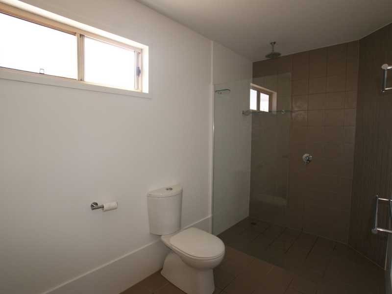 3/4 Halyard Court, Ocean Shores NSW 2483