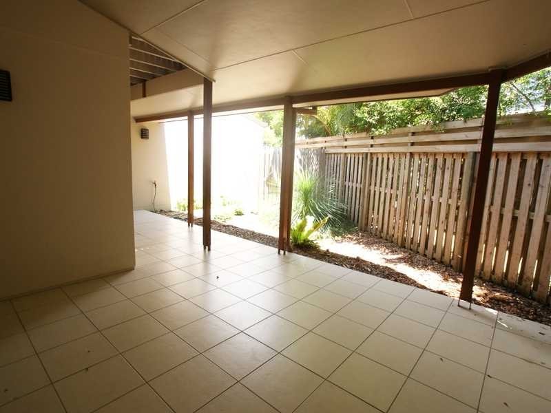 3/4 Halyard Court, Ocean Shores NSW 2483