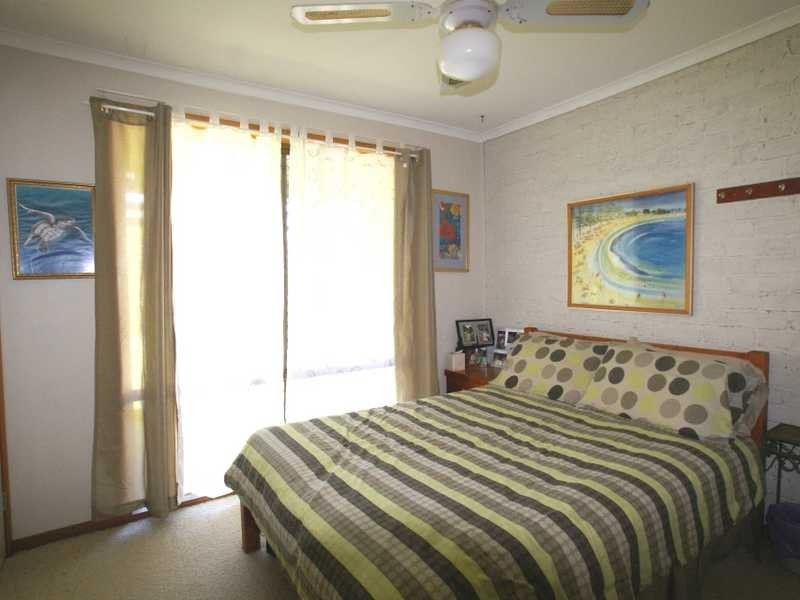 5 Gibingbell Close, Ocean Shores NSW 2483