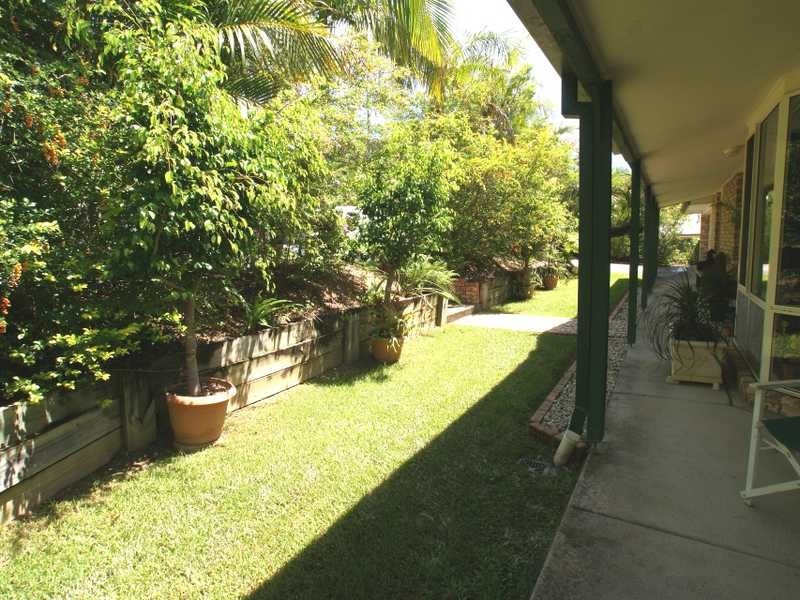 26D Coomburra Crescent, Ocean Shores NSW 2483