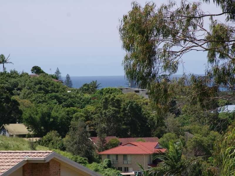 2/22 Jarrah Crescent, Ocean Shores NSW 2483