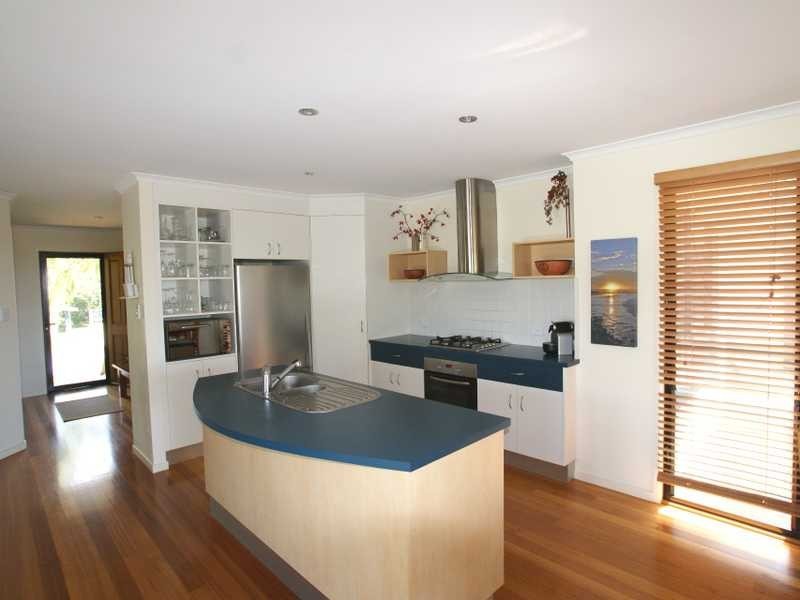 2/22 Jarrah Crescent, Ocean Shores NSW 2483