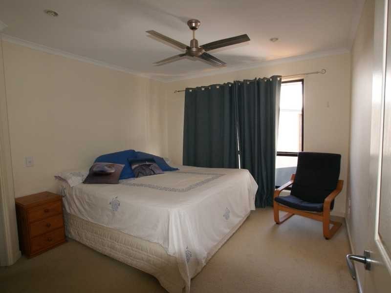 2/22 Jarrah Crescent, Ocean Shores NSW 2483