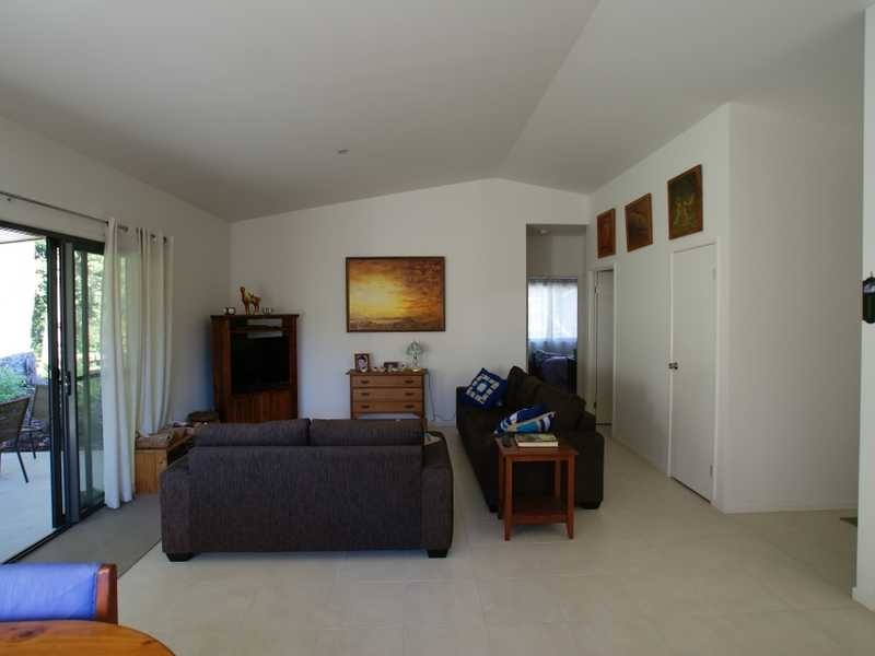 13B Boondoon Crescent, Ocean Shores NSW 2483