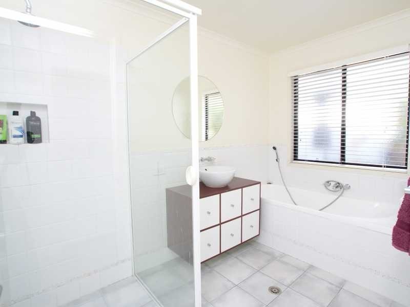 1/25 Yallakool Drive, Ocean Shores NSW 2483