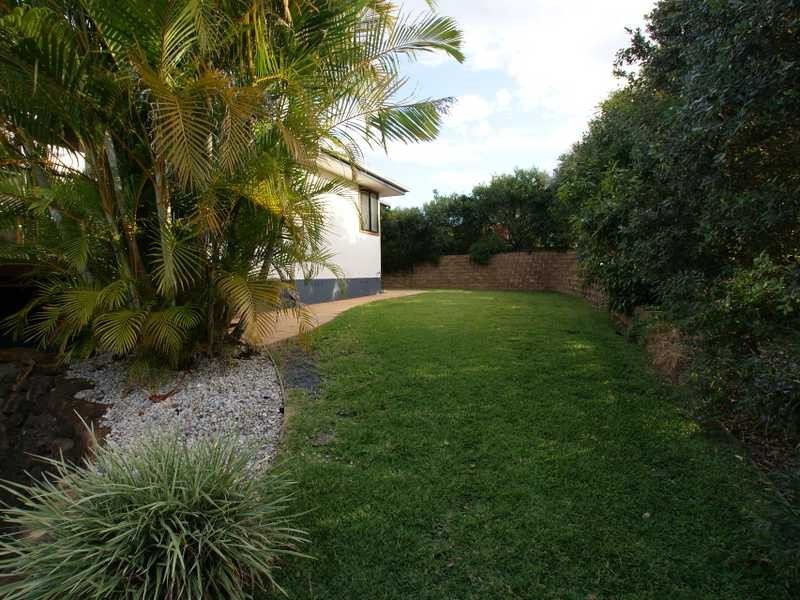 1/25 Yallakool Drive, Ocean Shores NSW 2483