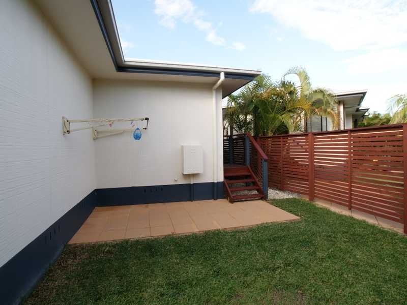 1/25 Yallakool Drive, Ocean Shores NSW 2483