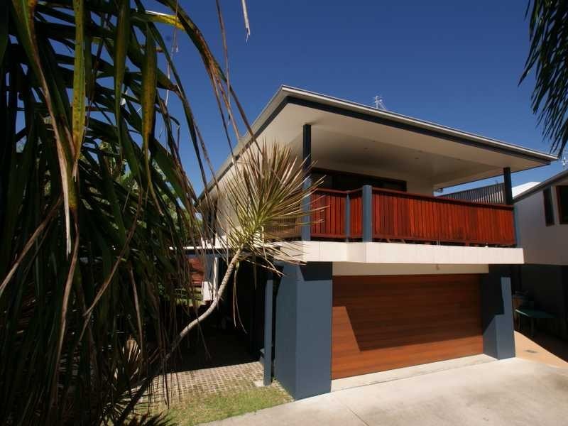 1/25 Yallakool Drive & 2/22 Jarrah Crescent, Ocean Shores NSW 2483