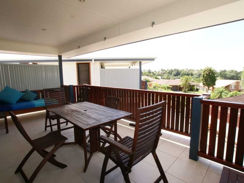 1/25 Yallakool Drive & 2/22 Jarrah Crescent, Ocean Shores NSW 2483