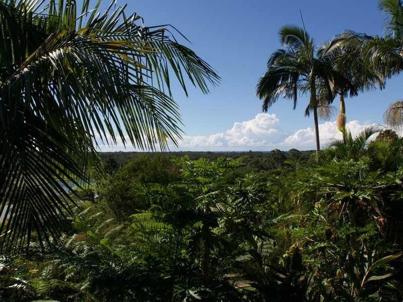 29 Yamble Drive, Ocean Shores NSW 2483