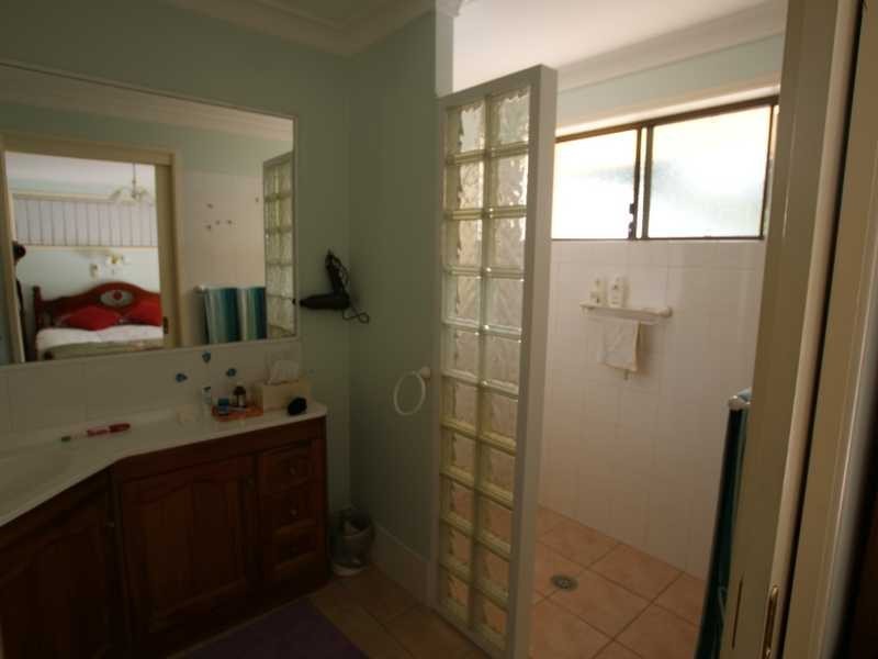 1 Matong Drive, Ocean Shores NSW 2483