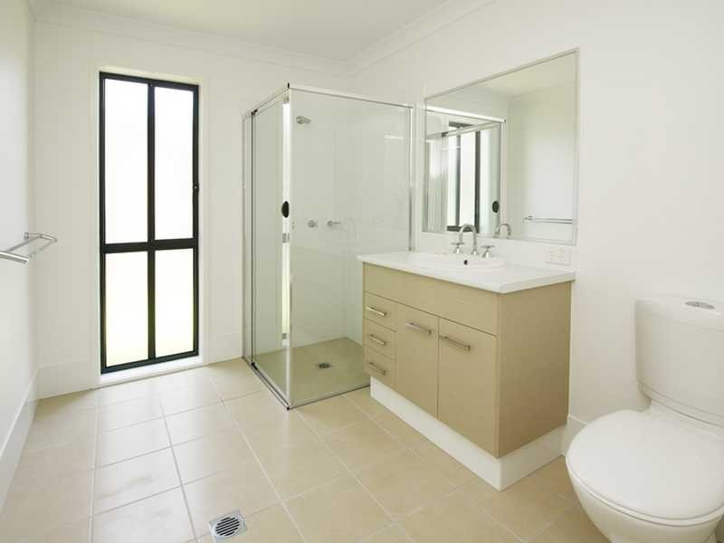 2/15 Boondoon Crescent, Ocean Shores NSW 2483