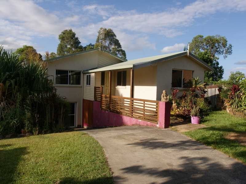 20 Gilba Avenue, Ocean Shores NSW 2483