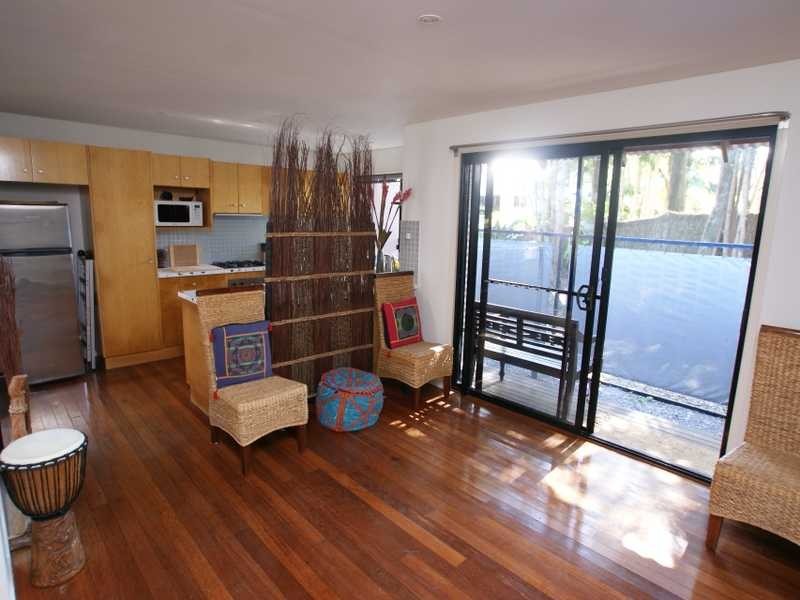 40a Hardy Avenue, Ocean Shores NSW 2483