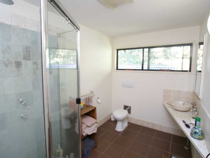 40a Hardy Avenue, Ocean Shores NSW 2483