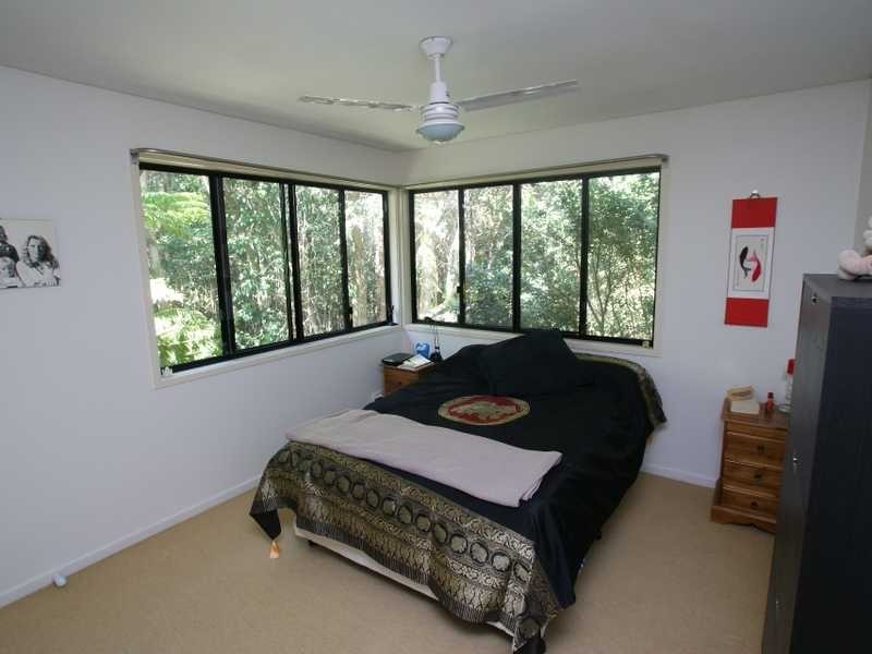 40a Hardy Avenue, Ocean Shores NSW 2483