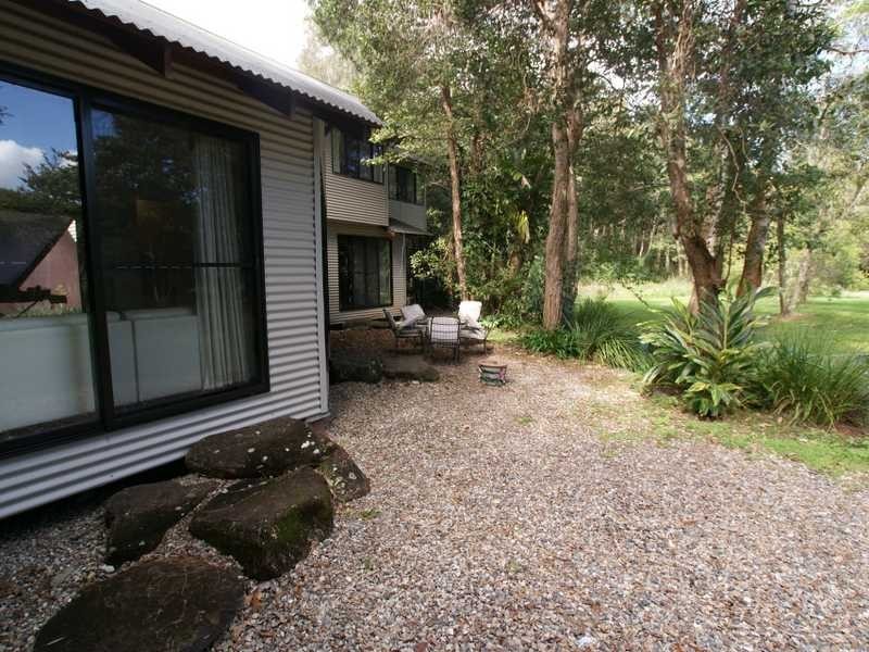 40B Hardy Avenue, Ocean Shores NSW 2483