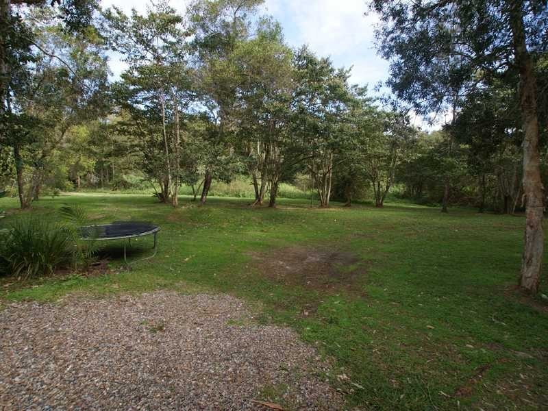 40B Hardy Avenue, Ocean Shores NSW 2483