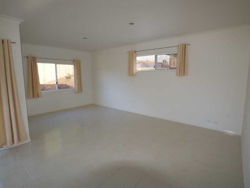 1a Namoi Glen, Ocean Shores NSW 2483