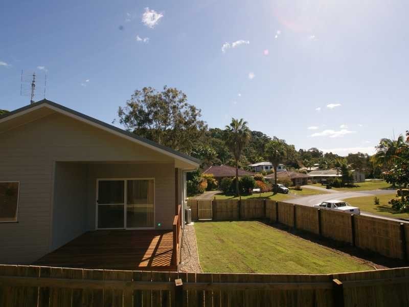 1a Namoi Glen, Ocean Shores NSW 2483