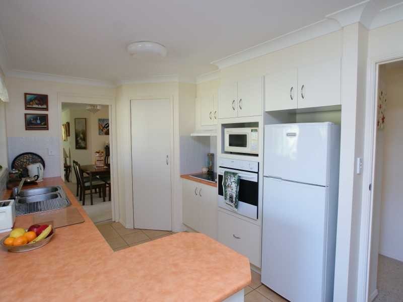 44 Balemo Drive, Ocean Shores NSW 2483