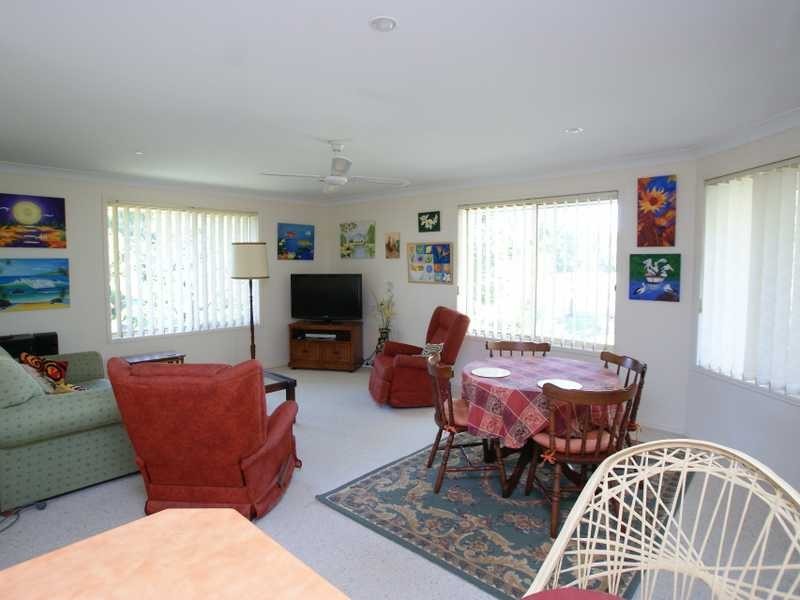 44 Balemo Drive, Ocean Shores NSW 2483