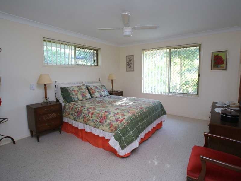 44 Balemo Drive, Ocean Shores NSW 2483