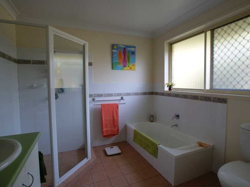 44 Balemo Drive, Ocean Shores NSW 2483