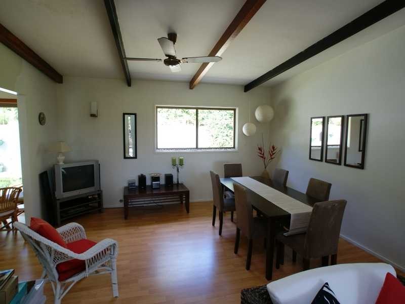 4 Narooma Drive, Ocean Shores NSW 2483