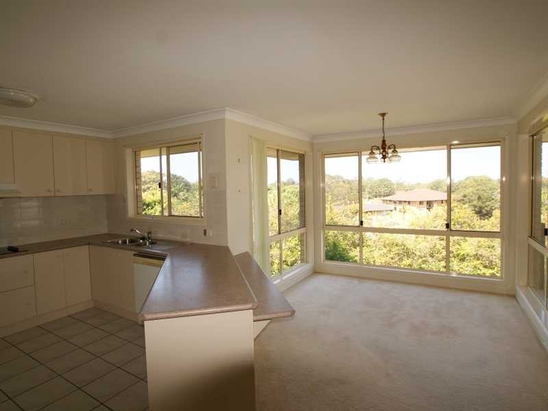 4 Goondooloo Drive, Ocean Shores NSW 2483