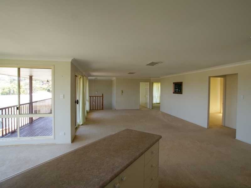 4 Goondooloo Drive, Ocean Shores NSW 2483