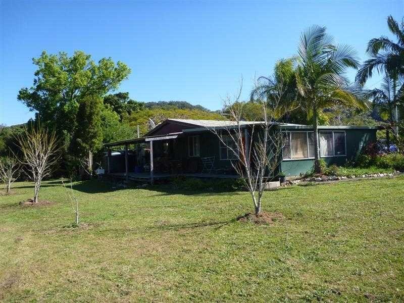 26 Chinamans Hill Road, Middle Pocket NSW 2483