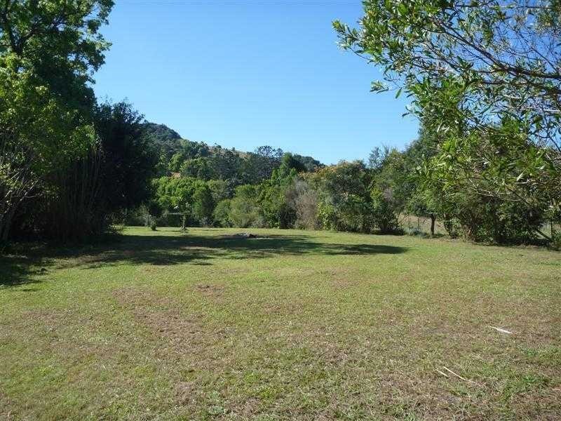 26 Chinamans Hill Road, Middle Pocket NSW 2483