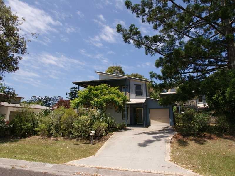 1/11 Boondoon Crescent, Ocean Shores NSW 2483