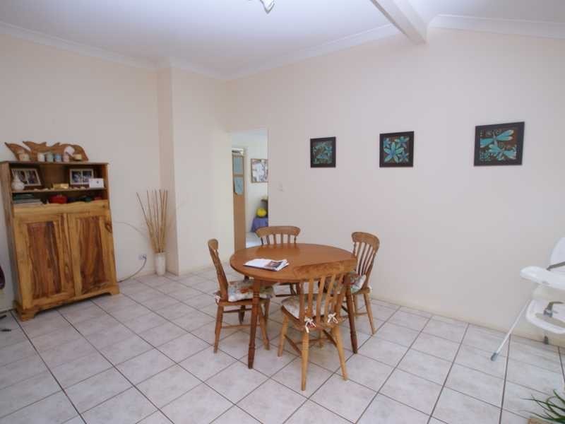 5 Eloura Court, Ocean Shores NSW 2483